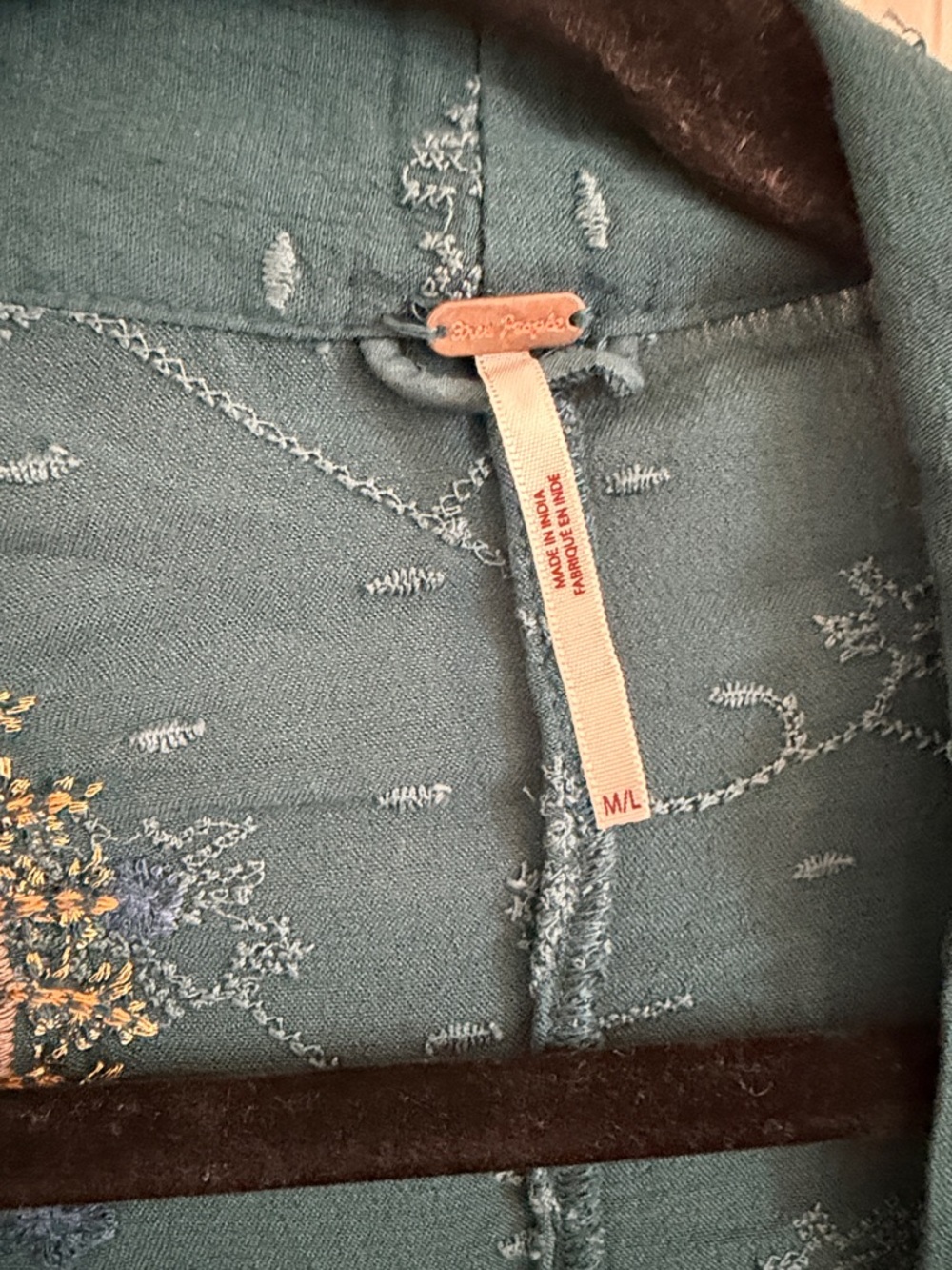 Teal Embroidered Boho Kimono - Picture 2 of 3